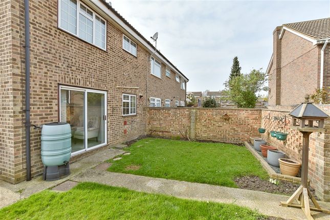 Laxton Way, Faversham photo 2