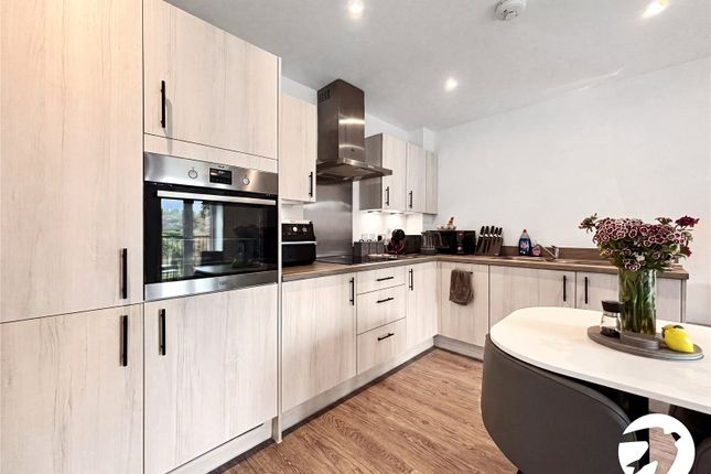 Flat 12 Albemarle House, 10, Abbey Wood Road, West Malling photo 5