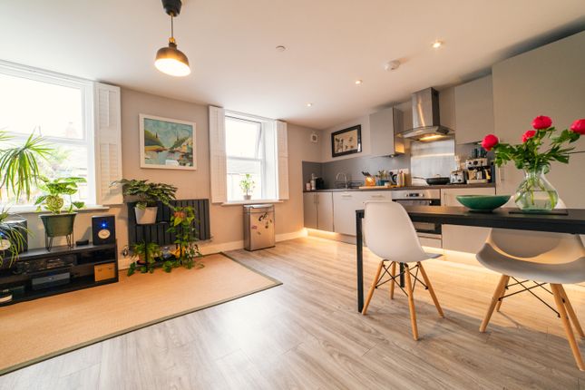 Flat for sale in Elm Street, Roath, Cardiff