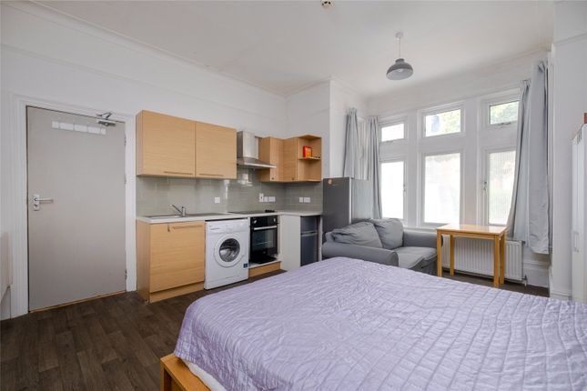 78, Barrow Road, London photo 4