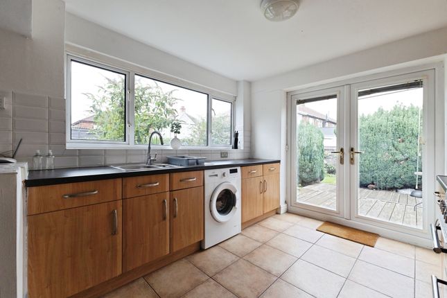 15, Millfield Road, Middlesbrough photo 3