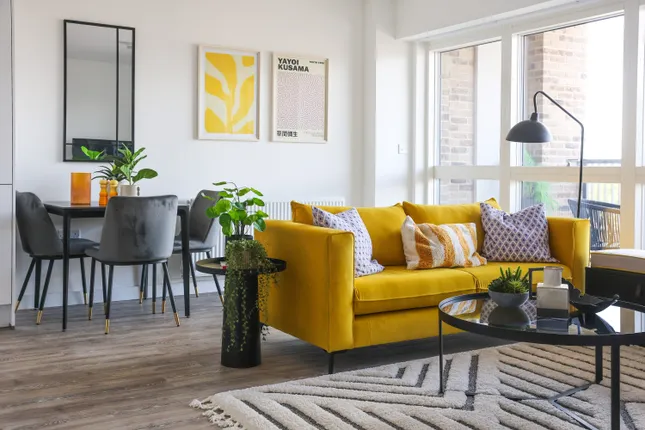 Sovereign Network Group - Edgware Parade