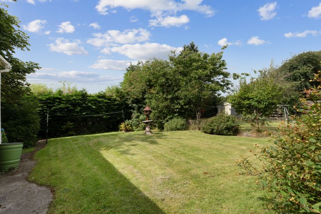 7, Carron Crescent, Glasgow photo 2