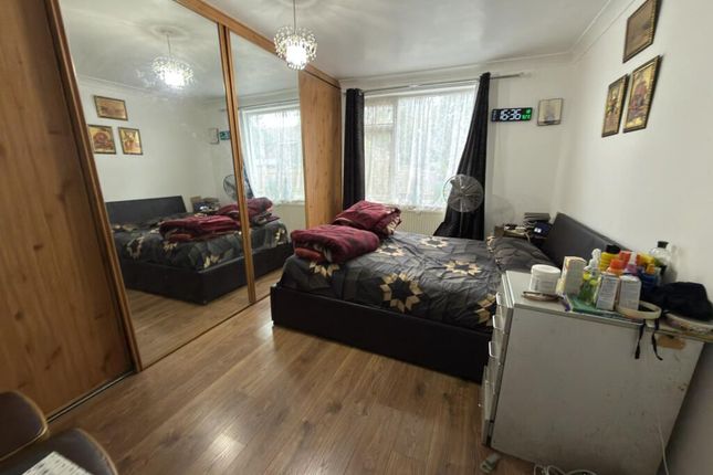 78, Northcroft, Slough photo 4