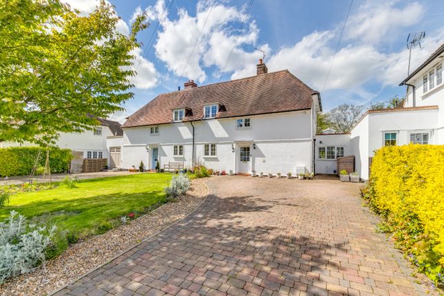 Thumbnail Semi-detached house for sale in Dellcott Close, West Side, Welwyn Garden City, Hertfordshire