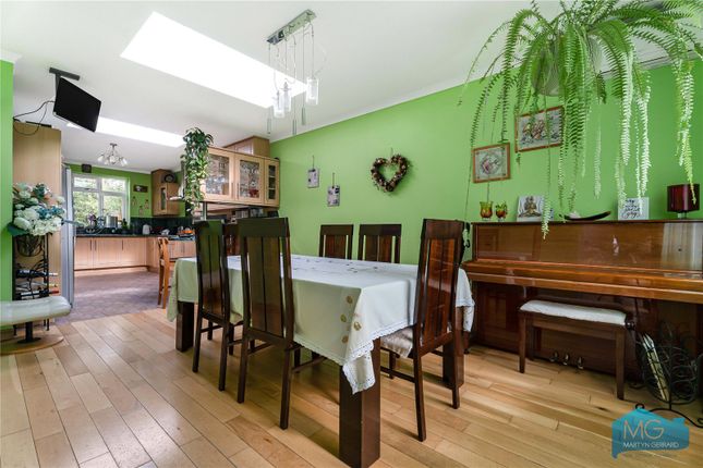 35, Devonshire Crescent, London photo 4