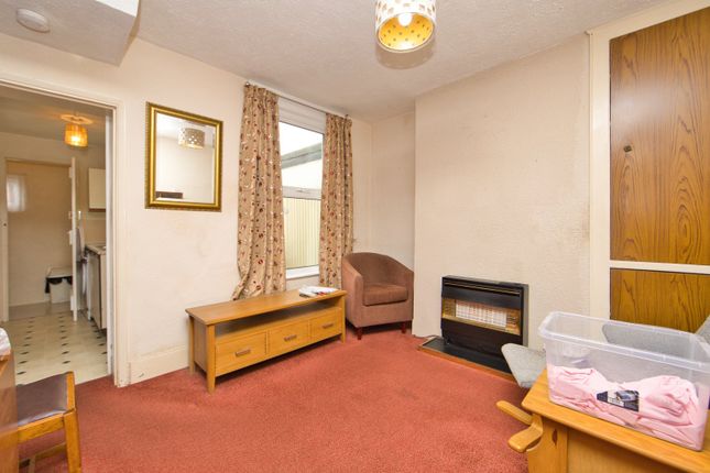 52, Warren Road, Kent photo 3