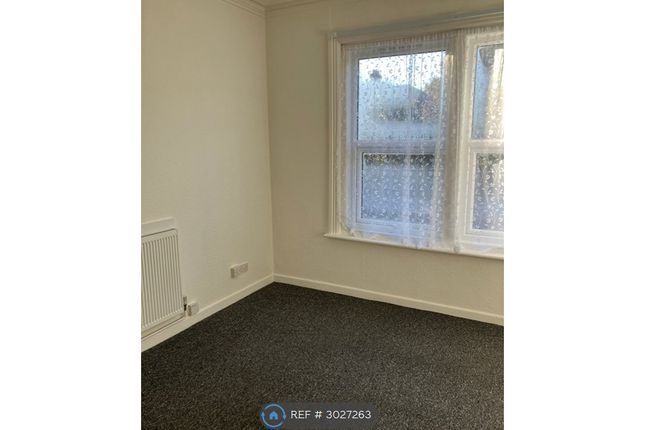 Flat, Alington Road, Bournemouth photo 4