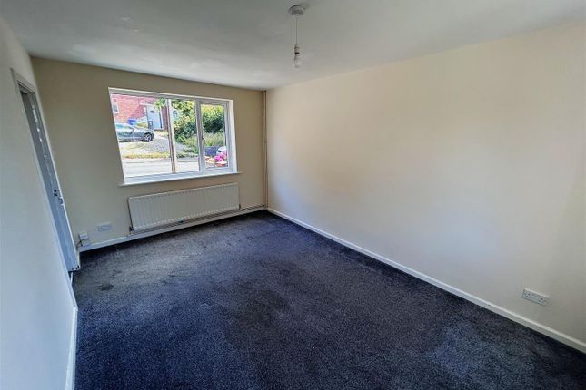 34, Woodfield Avenue, Stourbridge photo 4