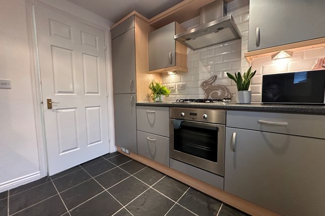Apt 1, Widnes photo 4