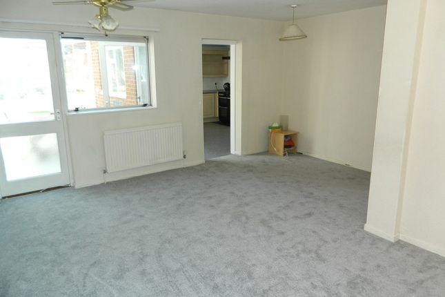 51, Goldsworthy Way, Burnham photo 4