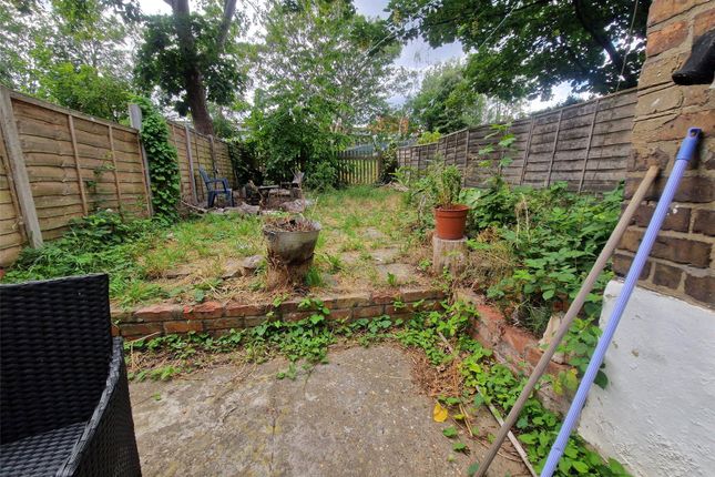 303, Wightman Road, Harringey photo 4