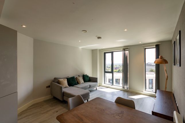 Apartment 801 St Martins Place, 169, Broad Street, Birmingham photo 3