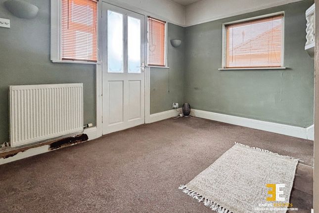 7, Gogarth Avenue, Penmaenmawr photo 5
