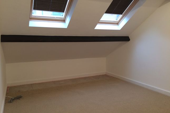 Flat 11, Leicester photo 2
