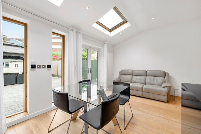 3, Windermere Avenue, LONDON photo 3