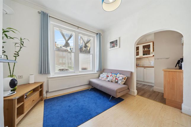 27B, Daventry Street, London photo 3