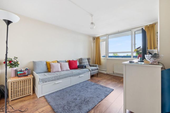Flat for sale in George Downing Estate, Cazenove Road, London