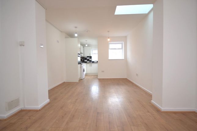 Terraced house for sale in Francis Street, Reading