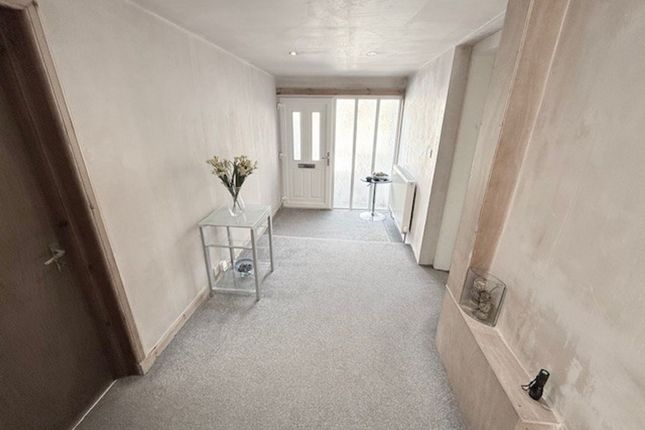 37 Raith Drive, Kirkcaldy photo 4