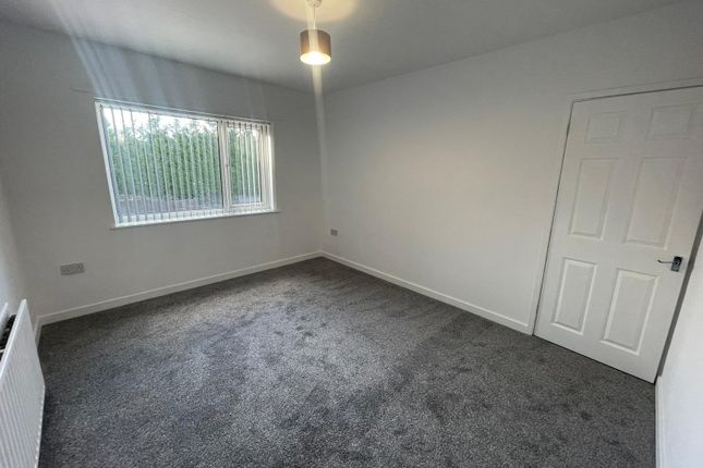 8A, Burntwood photo 5