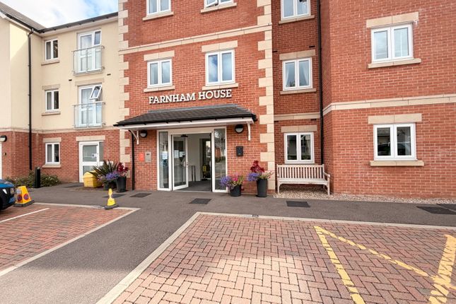 1-bed flat on 14 Farnham House, Loughborough Road, Loughborough, £225,000