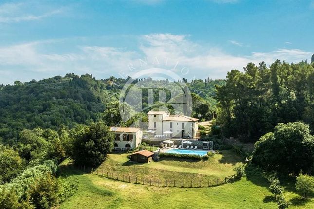Villa for sale in Palaia, Tuscany, 56036, Italy