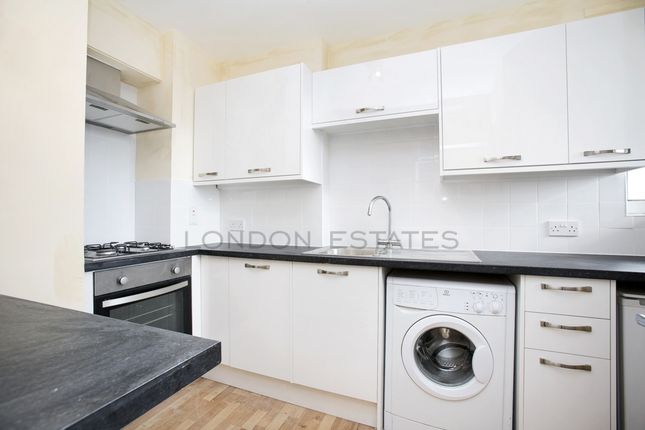 Thumbnail Flat to rent in Linacre Court, Talgarth Road, Hammersmith