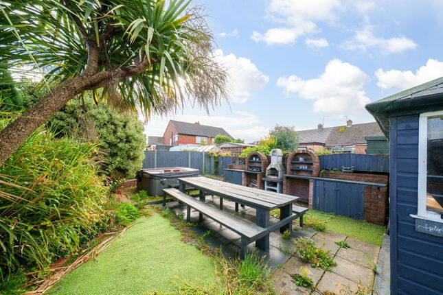 12 Maple Avenue, Ormskirk photo 4