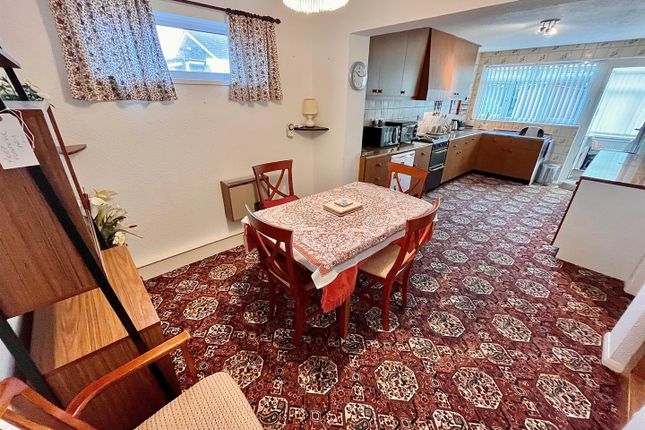 1, Ashwood Close, Great Yarmouth photo 3