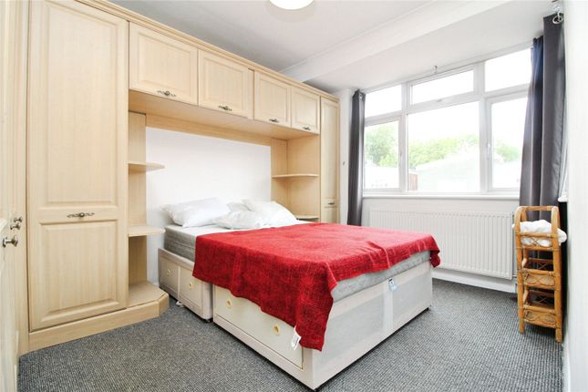 102, Benets Road, Essex photo 4