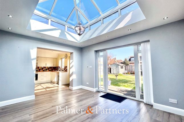 9, Manchester Road, Clacton-on-Sea photo 3