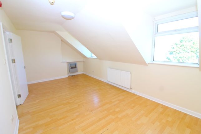 Flat 1, 11 High Street, Swansea photo 5