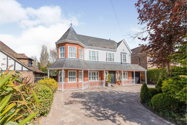 Thumbnail Detached house for sale in Barham Avenue, Elstree