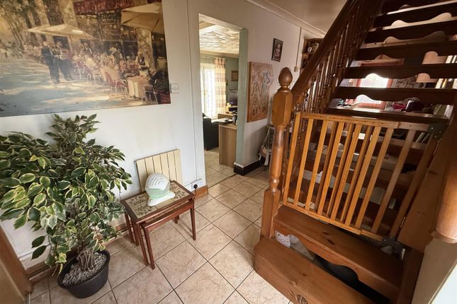 30, Y Gaer, Llanelli photo 5