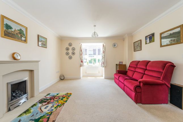 Briarways, Heath Road, Colchester photo 4