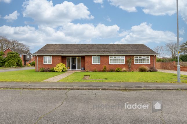 7 Carrs Hill Close - Pl-26