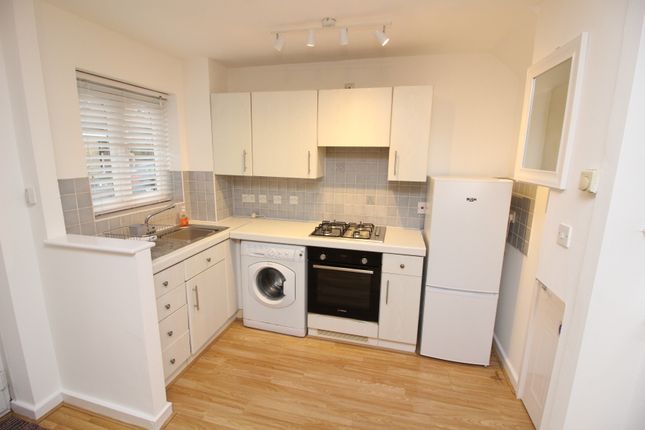 92, Cotswold Way, Worcester Park photo 4