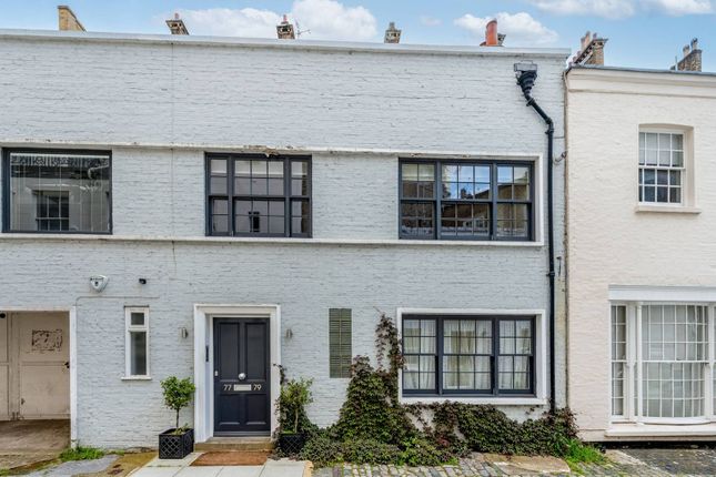 Flat for sale in Lyall Mews West, Belgravia, London