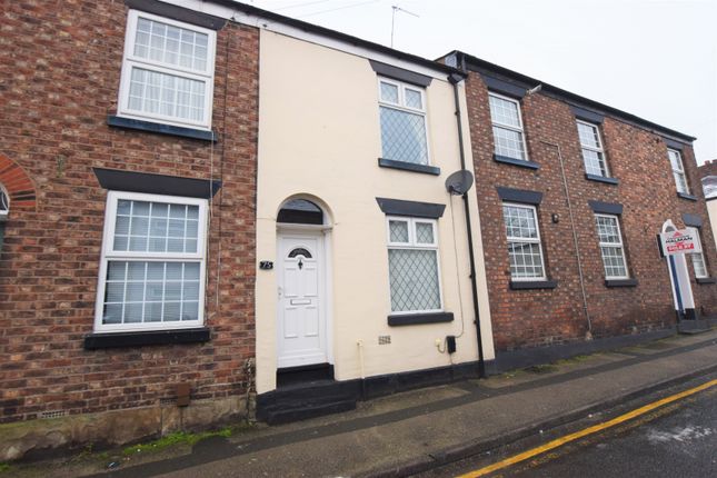 Terraced house to rent in Brown Street, Macclesfield