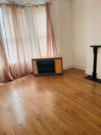 46 St. Fillans Road, London photo 5
