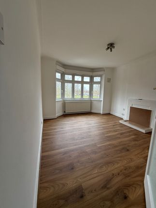 815 Harrow Road, Wembley photo 5