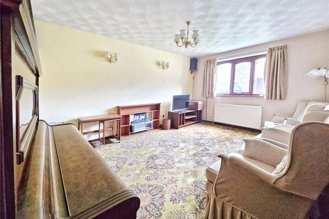 10, Brandwood Park, Rossendale photo 3