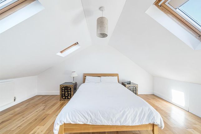 Flat for sale in Olive Road, London