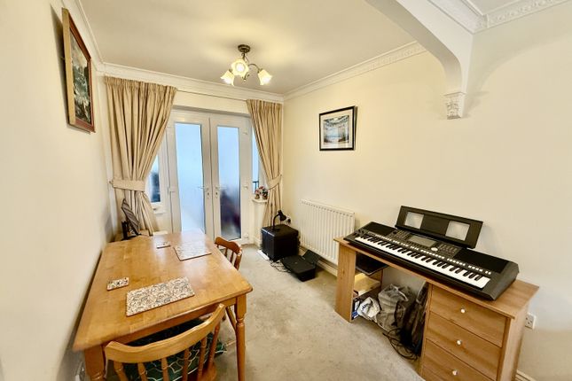 6, Whitworth Gardens, Hartlepool photo 4