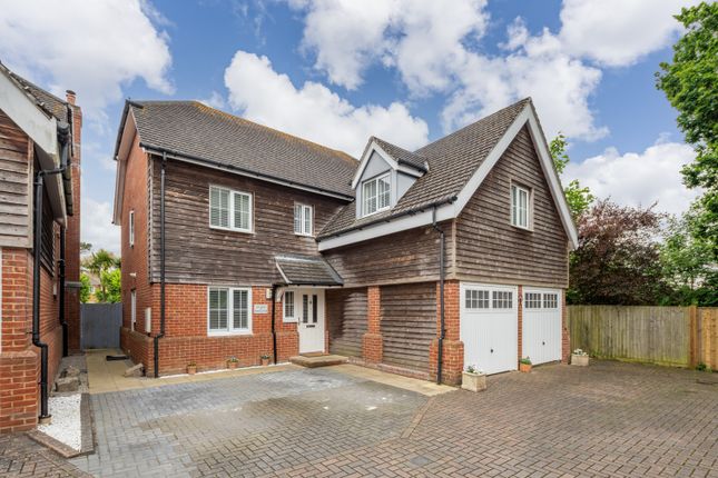 Thumbnail Detached house for sale in Monterey Drive, Locks Heath
