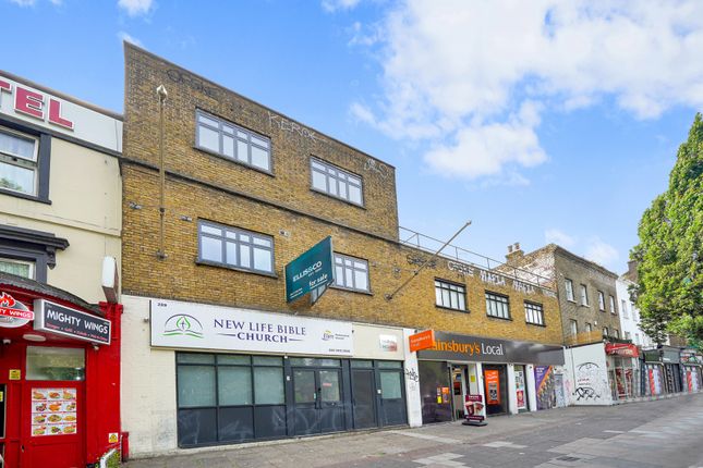 Thumbnail Flat for sale in Cambridge Heath Road, London