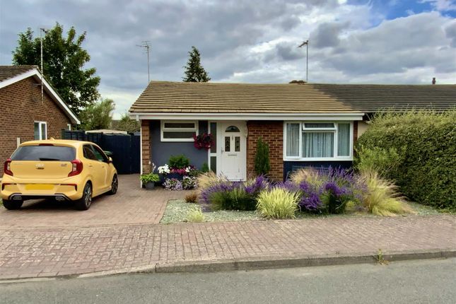 2-bed semi-detached on 30, Claremont Avenue, Stony Stratford, £395,000