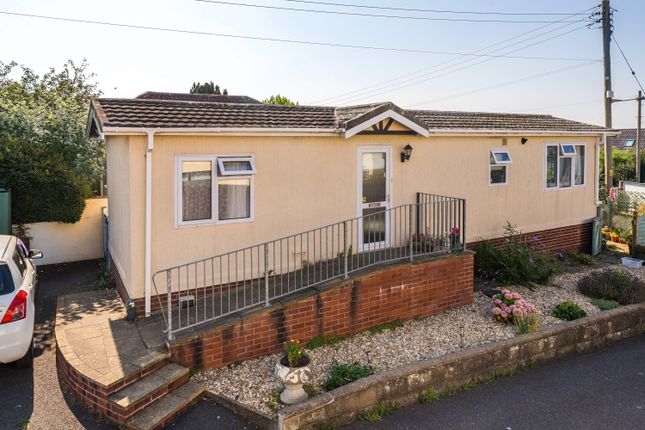 2-bed caravan on 1, Dune View Mobile Home Park, Braunton, £140,000