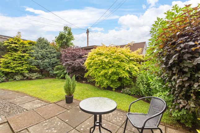 33, Gareloch Way, Whitburn photo 4